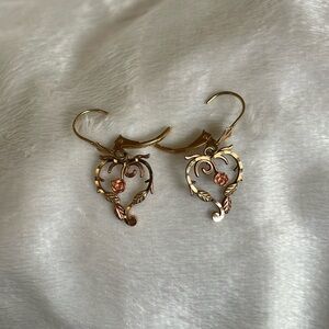 Black Hills gold love heart earrings